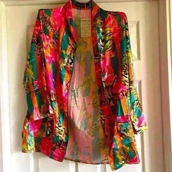 Silk Kimono Pajama Blouse Beach Coverup NEW Satin Animal Print Ibiza NWT - Picture 2 of 9